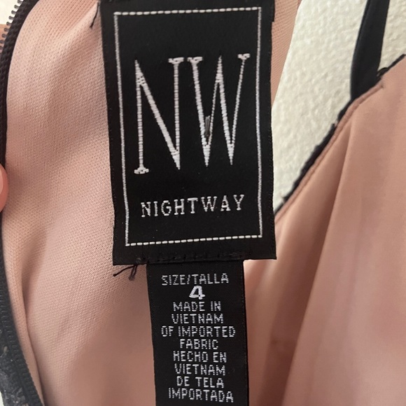 One of a kind Nightway Navy Sequin Dress - Picture 3 of 3